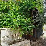 Ivi House In Giolou, Ferienhaus *