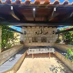 Ivi House In Giolou, Paphos *