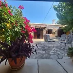 Ivi House In Giolou, Paphos