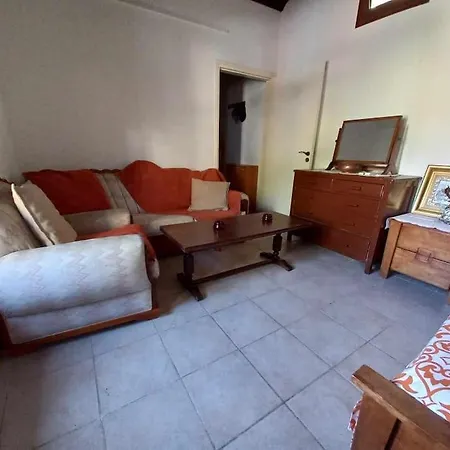 Ivi's House Giolou Paphos