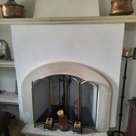 Ivi's House Giolou * 파포스