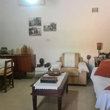 Hébergement de vacances Ivi's House Giolou Paphos