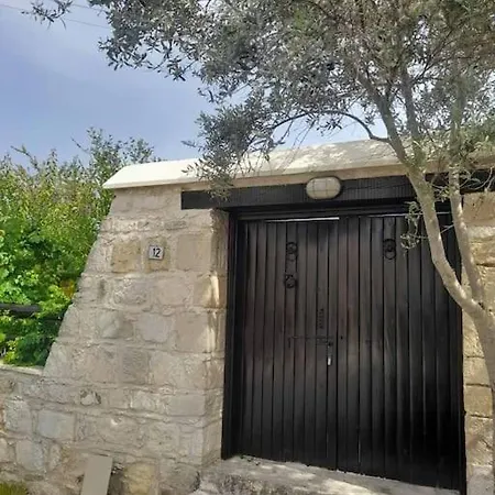 Holiday home Ivi House In Giolou, Paphos